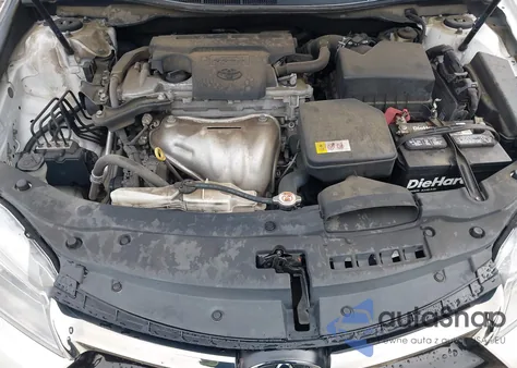 2017 Toyota Camry Le/Xle/Se/Xse z USA, uszkodzony, nr VIN 4T1BF1FK0HU272232